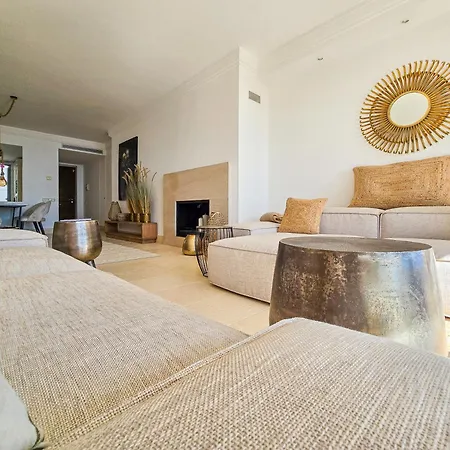 Luxury Retreat In Monteros Apartment